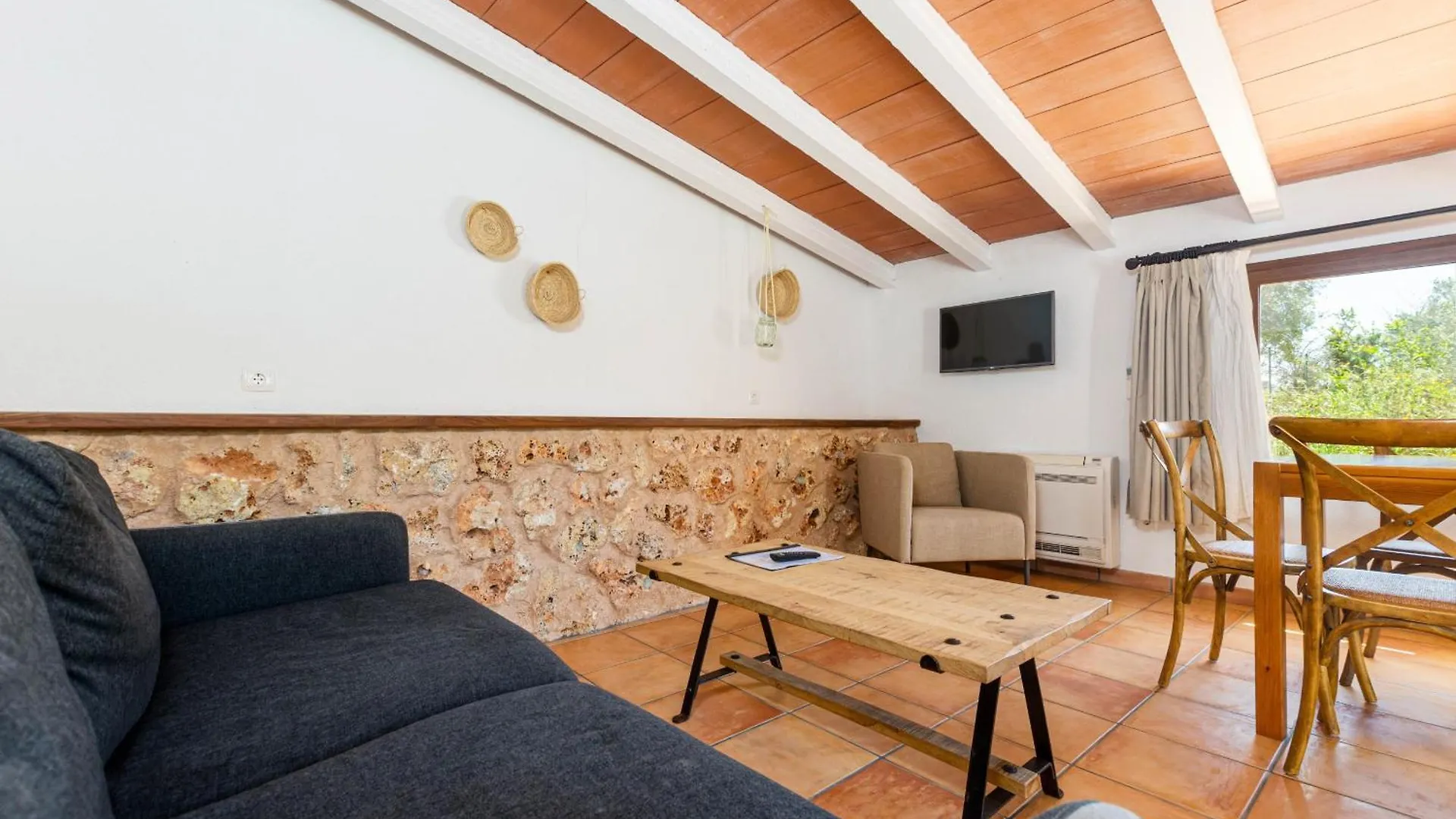 Yourhouse Agroturismo Can Porreti El Galliner Lloret de Vistalegre 0*,