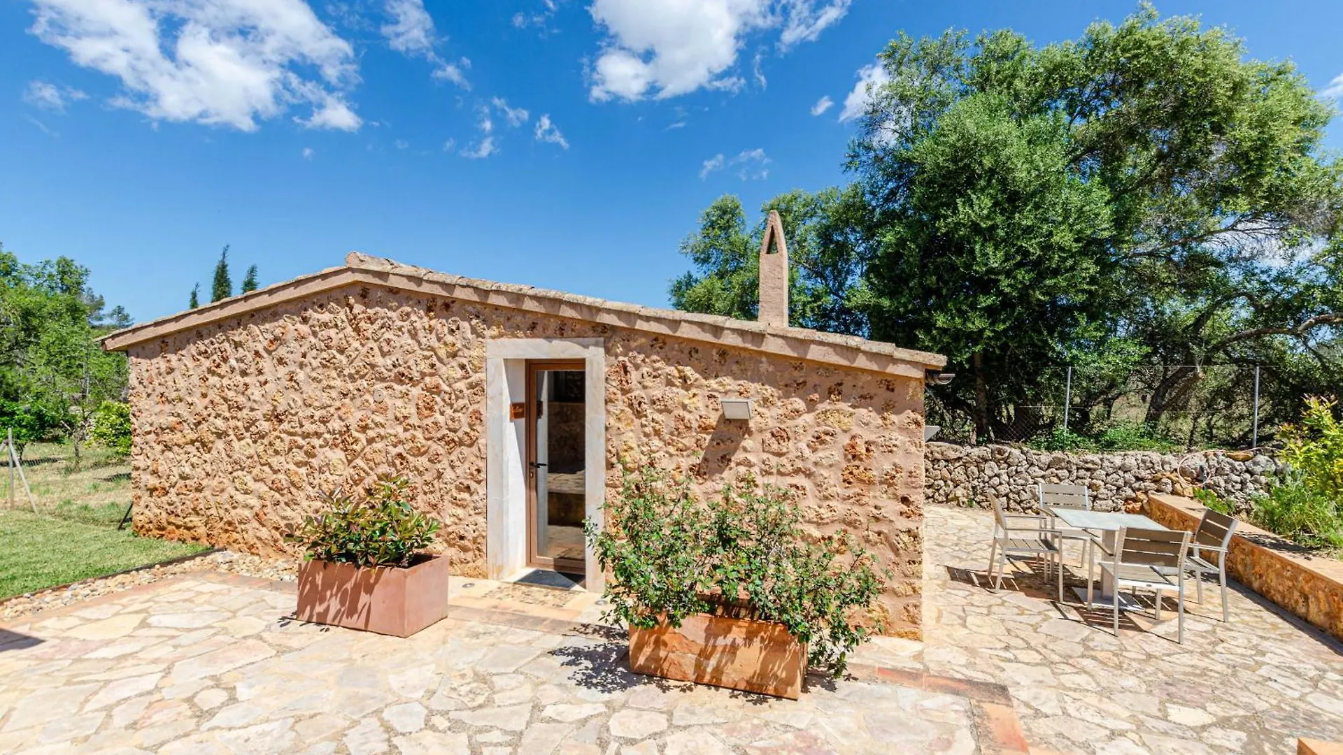 Yourhouse Agroturismo Can Porreti El Galliner Lloret de Vistalegre