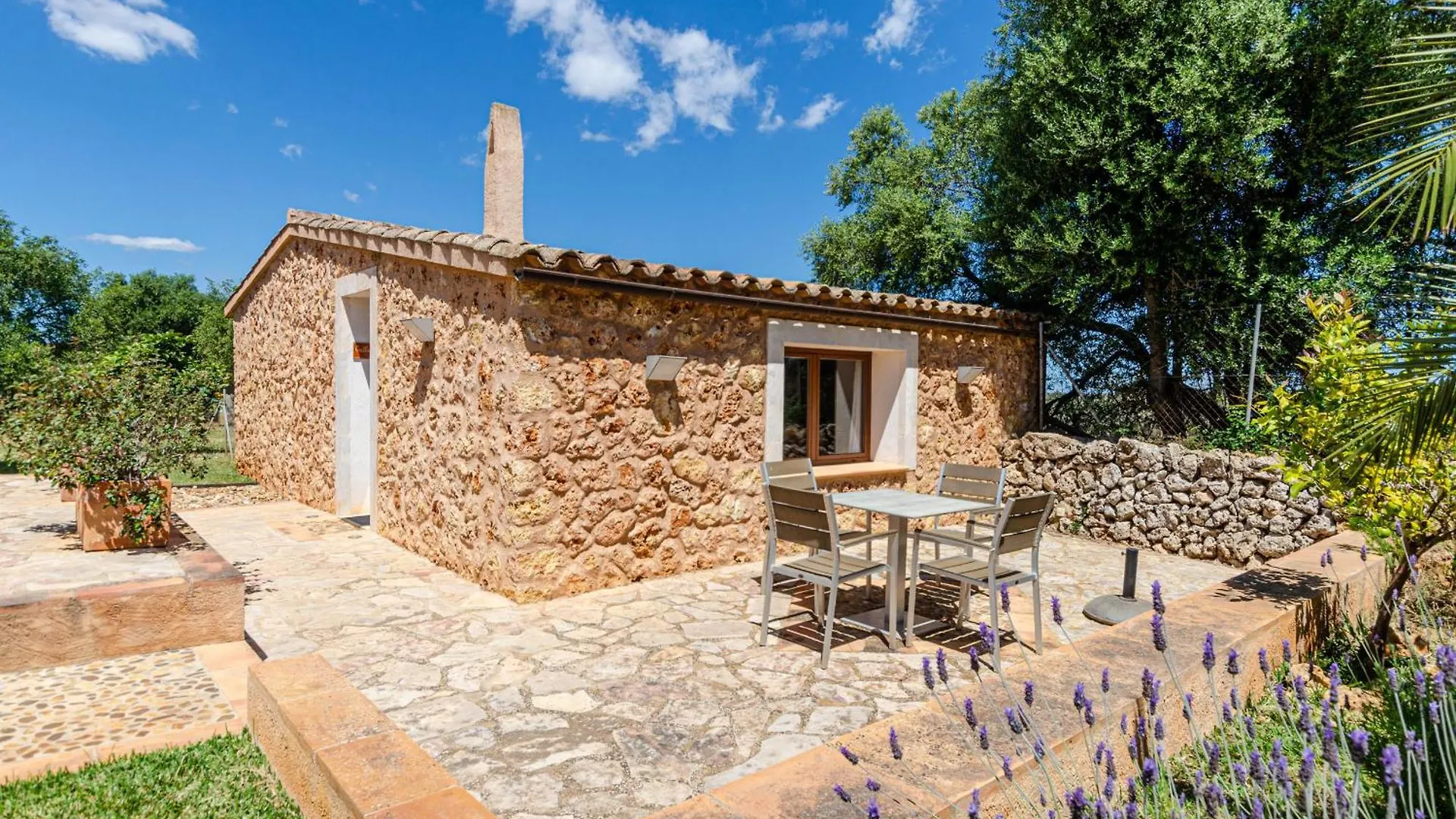 Yourhouse Agroturismo Can Porreti El Galliner Lloret de Vistalegre