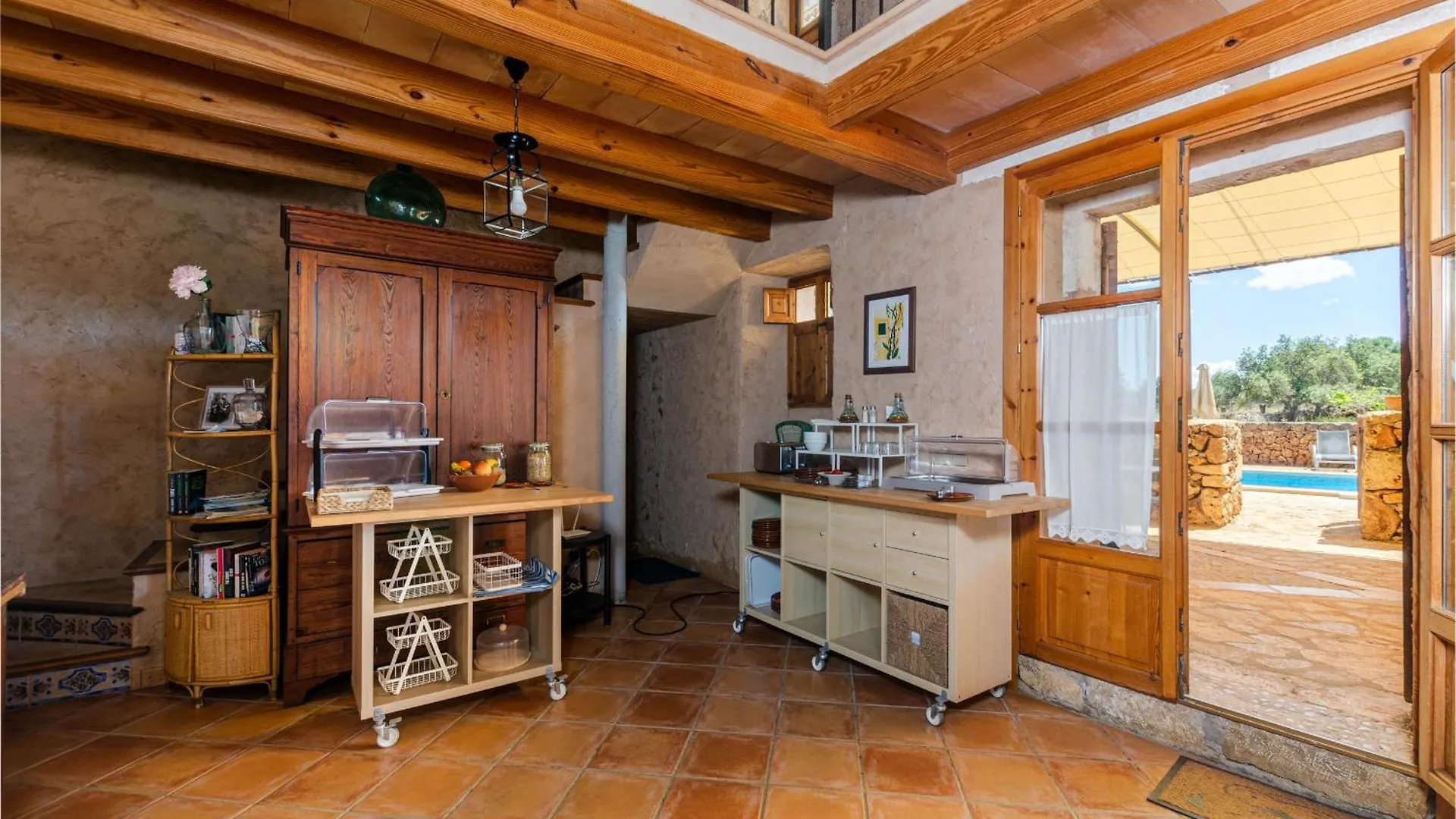 Yourhouse Agroturismo Can Porreti El Galliner Lloret de Vistalegre Spain