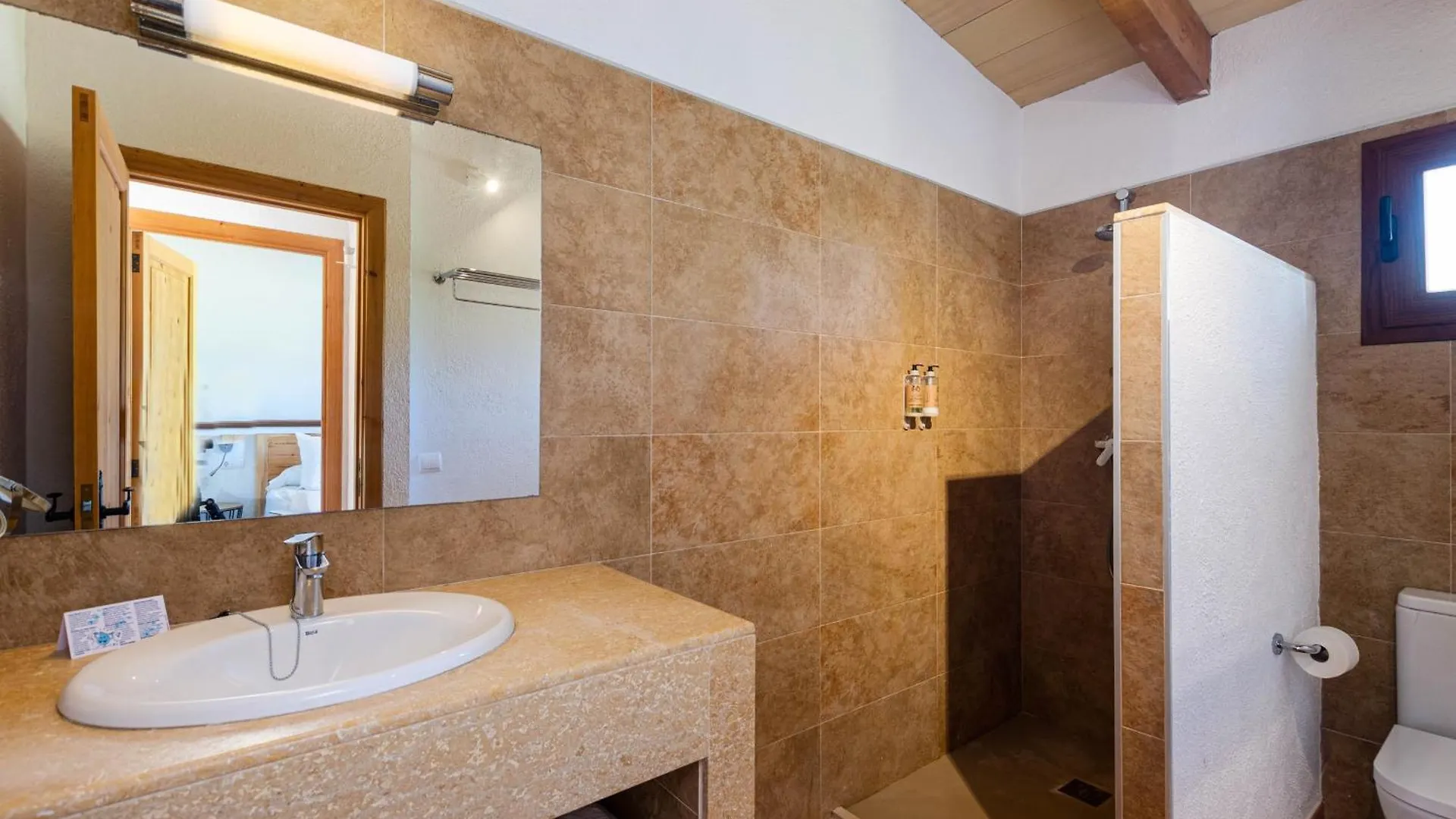 Yourhouse Agroturismo Can Porreti El Galliner Lloret de Vistalegre 0*,